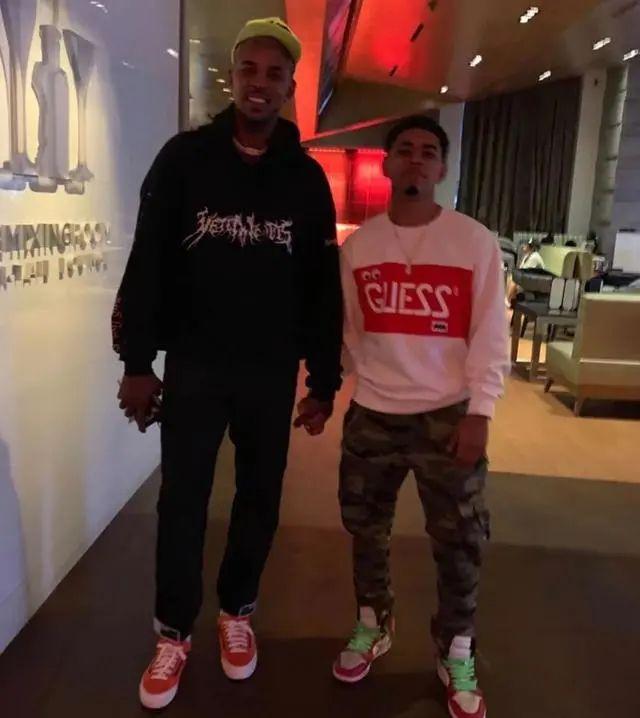 才显得格外 才显得格外